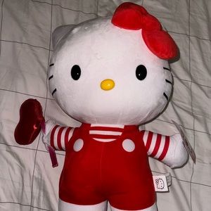 Hello Kitty Valentine Greeter